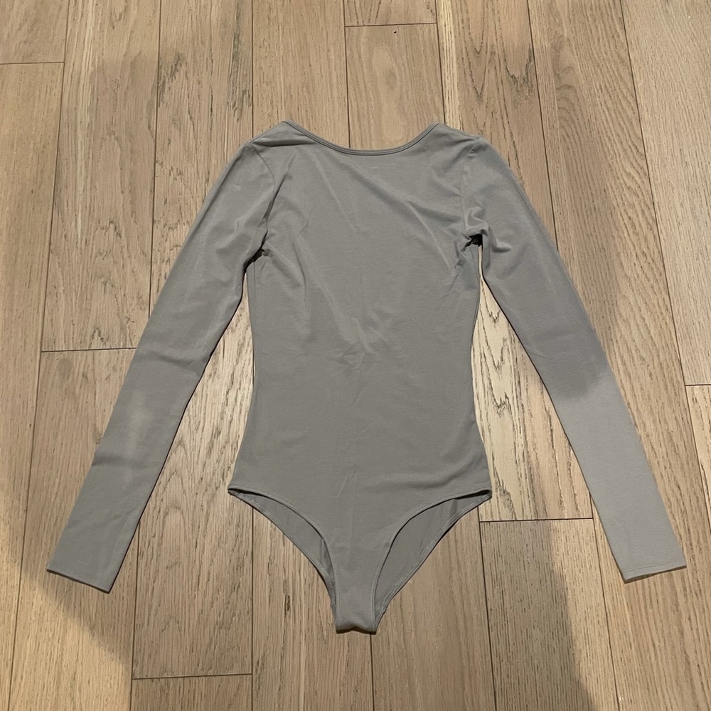 COMMUNITY Smithers Bodysuit in Ashen